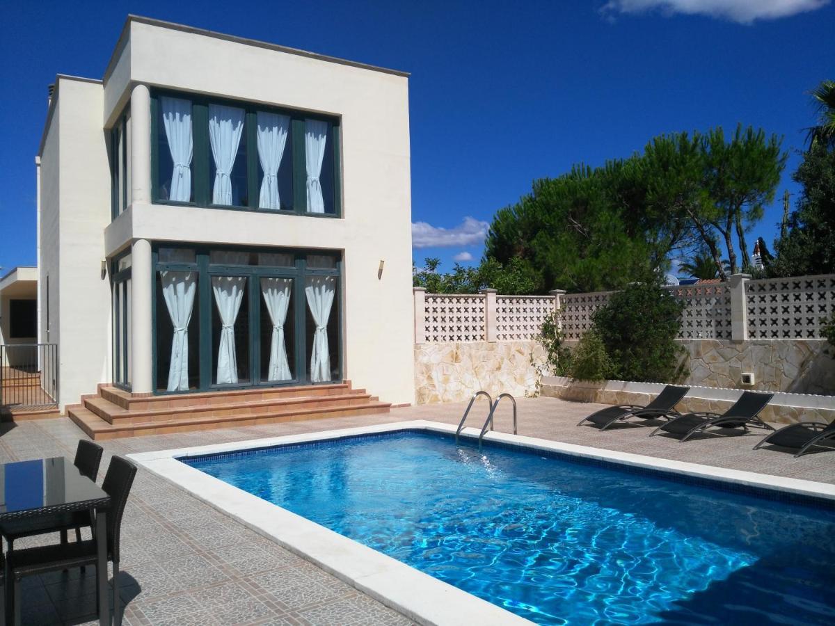 Villa Ca Na Llum Trebeluger 外观 照片